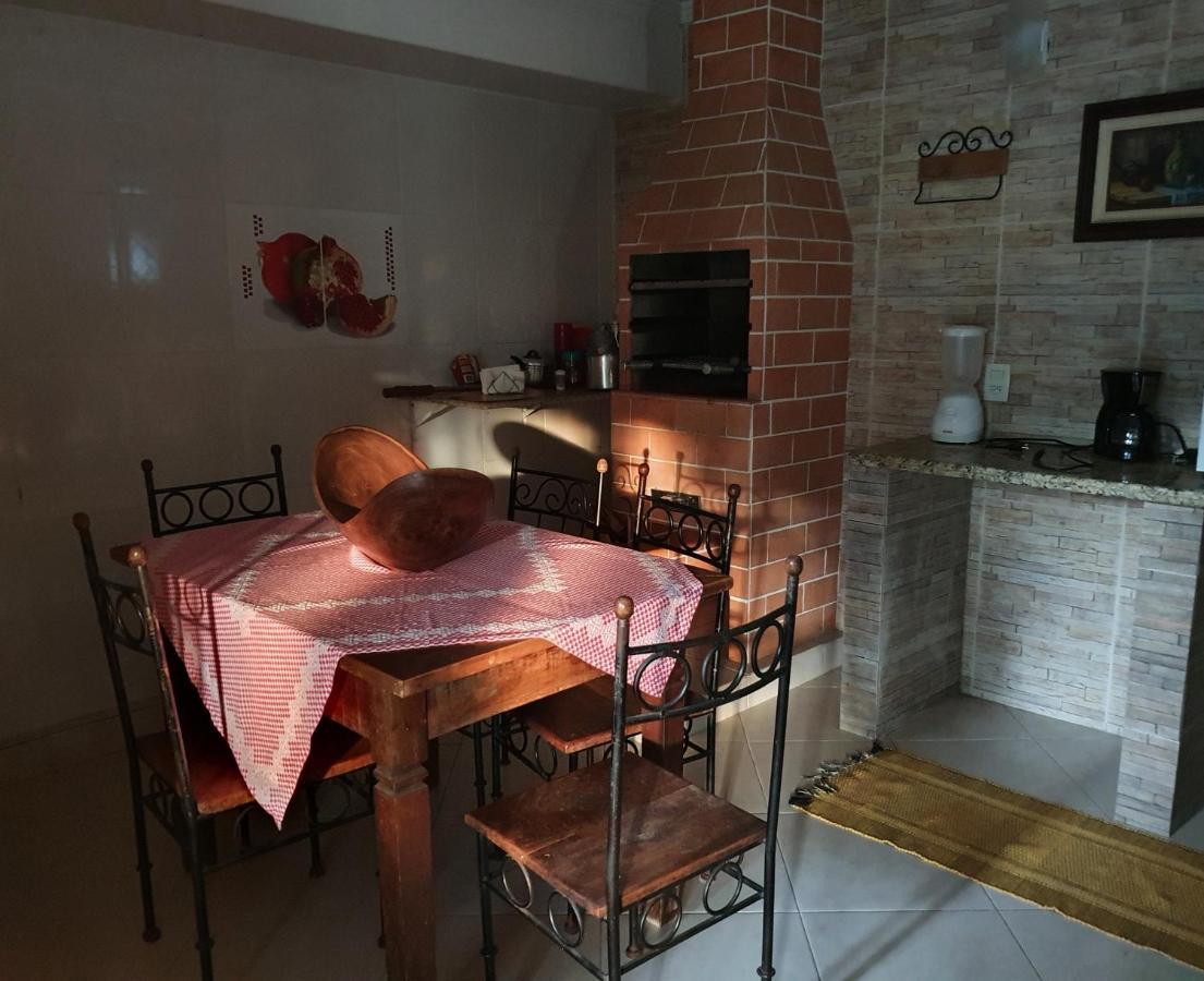 Flats Com Deque, Cozinha E Churrasqueira Conservatoria Bagian luar foto